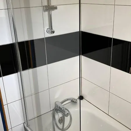 شاليه Chalet Formigueres, 4 Pieces, 6 Personnes - Fr-1-295-165 Formiguères